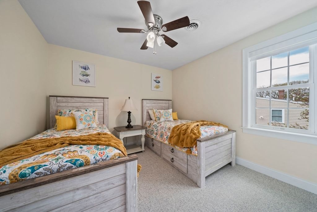 129 Bay Shore Dr Plymouth — Photo 13 of 41