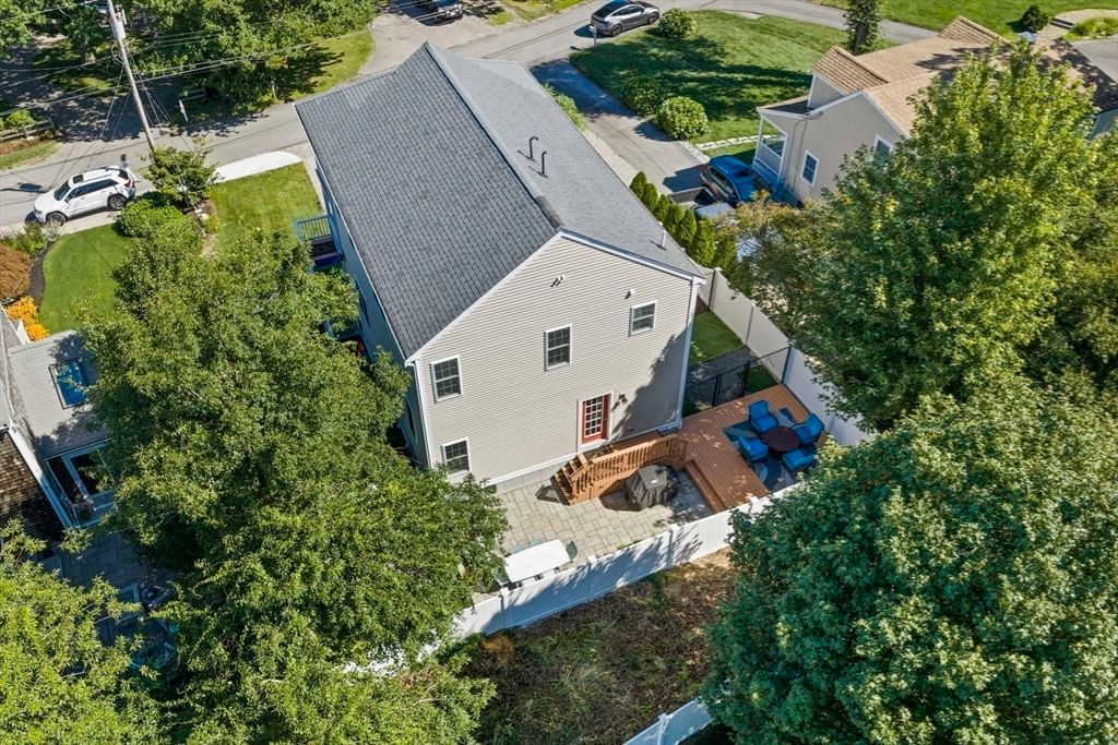 129 Bay Shore Dr Plymouth — Photo 29 of 41