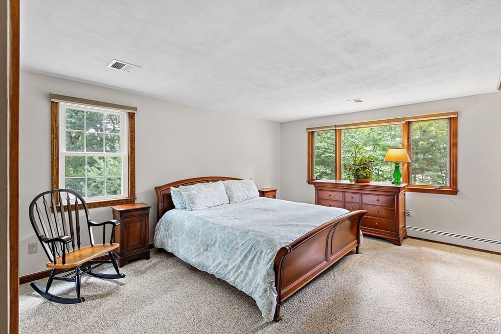 141 Longhill Rd Franklin — Photo 10 of 42