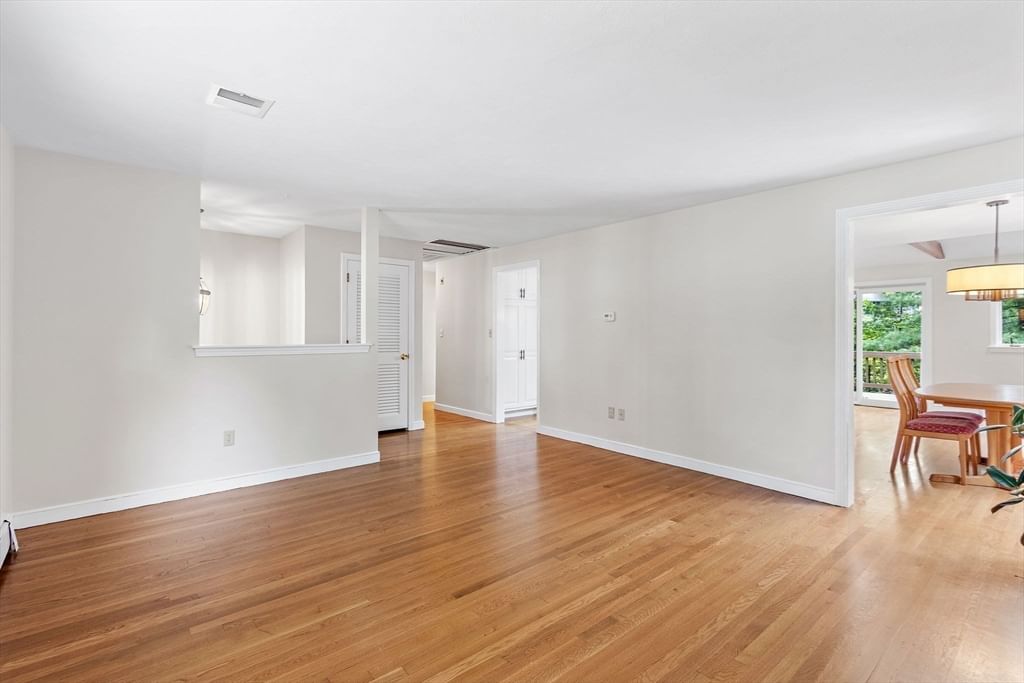 141 Longhill Rd Franklin — Photo 19 of 42