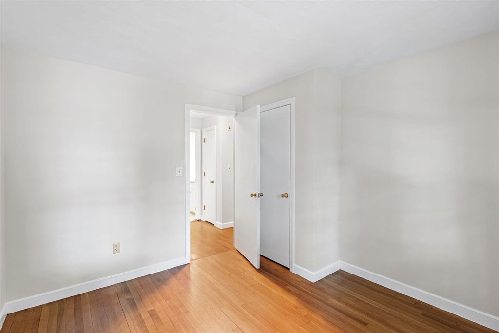 141 Longhill Rd Franklin — Photo 28 of 42