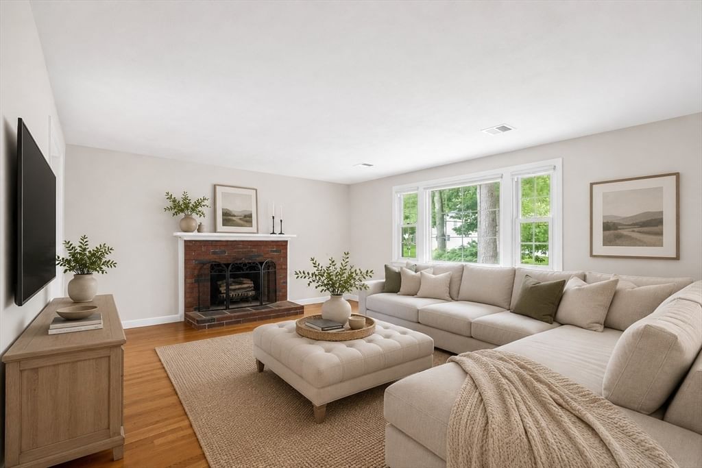 141 Longhill Rd Franklin — Photo 5 of 42