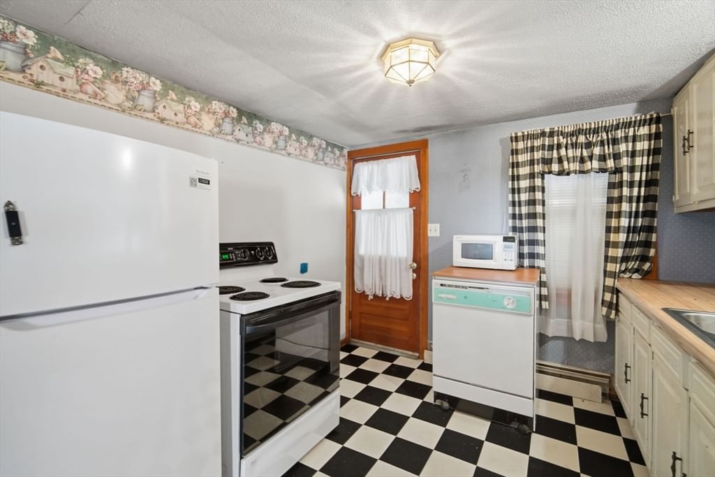 83 Union Rd Wales — Photo 20 of 35