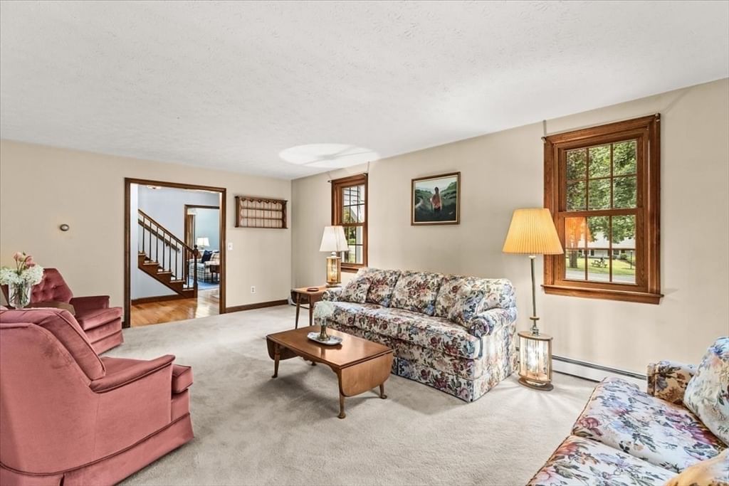 435 Highland Street East Bridgewater — Photo 14 of 42