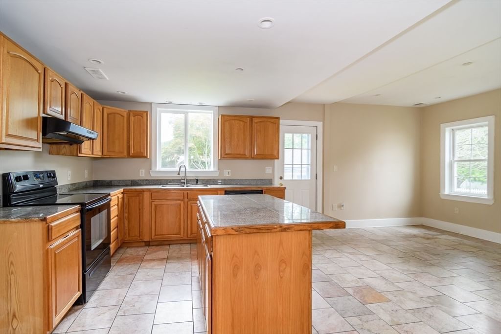 50 N Pleasant St #50 Taunton — Photo 5 of 20