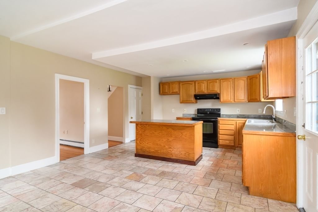 50 N Pleasant St #50 Taunton — Photo 8 of 20