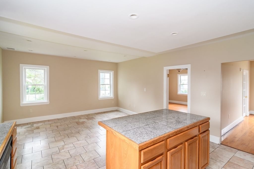 50 N Pleasant St #50 Taunton — Photo 9 of 20