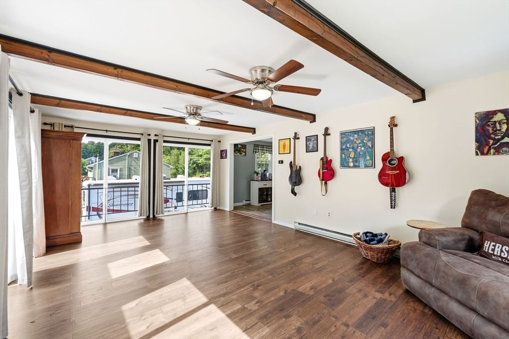 112 Walker Road Shirley — Photo 13 of 41