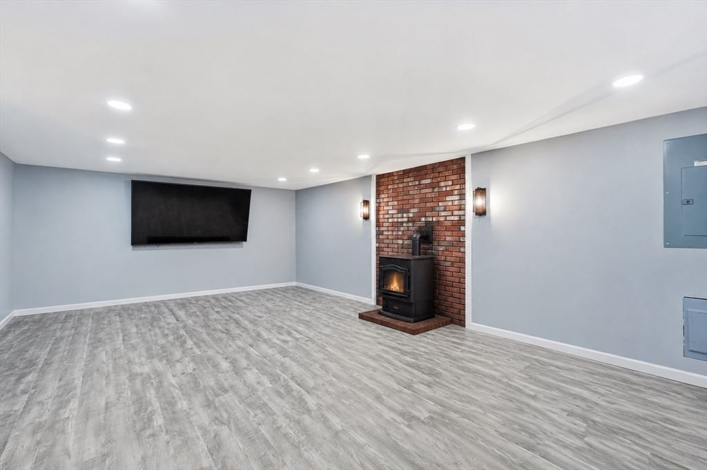 112 Walker Road Shirley — Photo 29 of 41