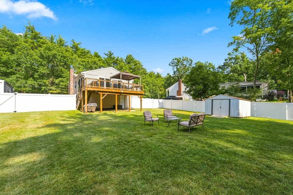 112 Walker Road Shirley — Photo 34 of 41