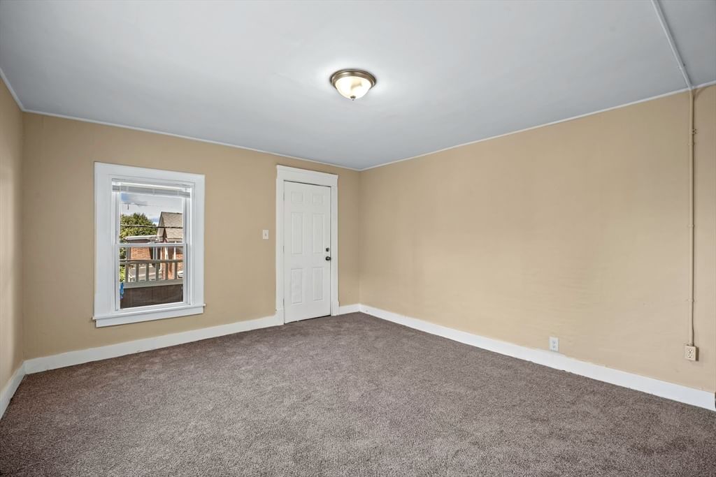 32-34 Pearl St Chicopee — Photo 8 of 21