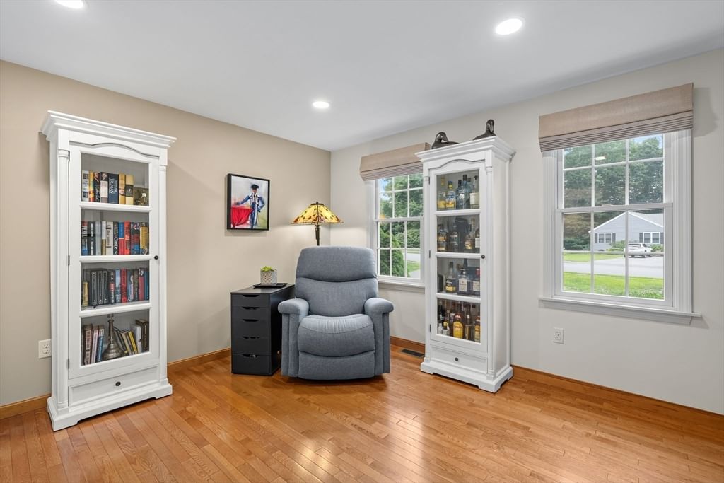 13 Bayberry Rd Raynham — Photo 19 of 42