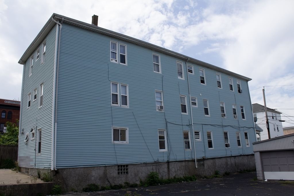 246 Eagle Street Fall River — Photo 3 of 10