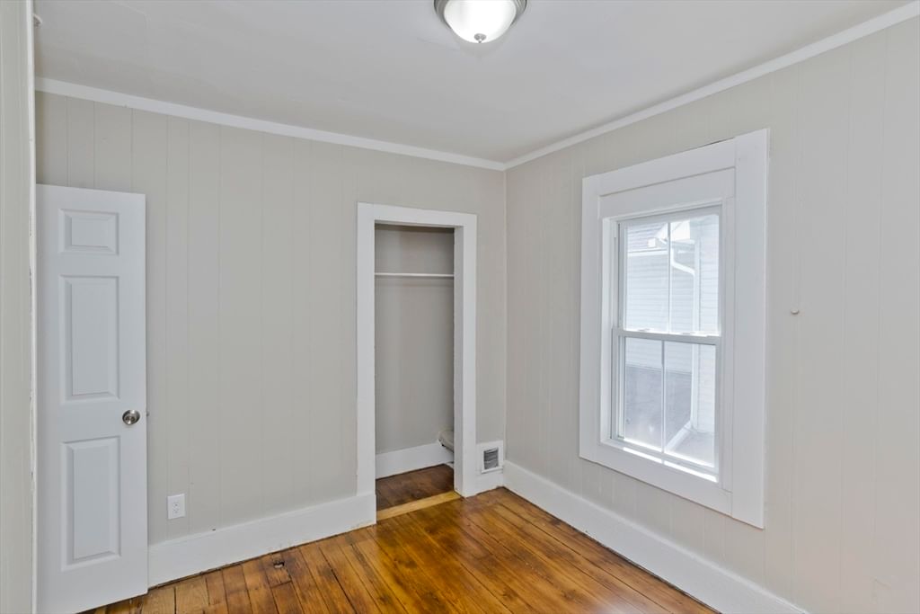 30 Hawthorne St Springfield — Photo 14 of 28