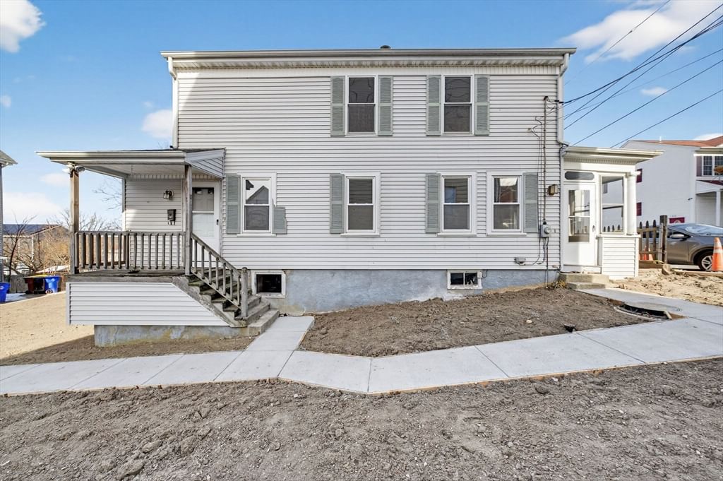 165 Grant St Fall River — Photo 2 of 37