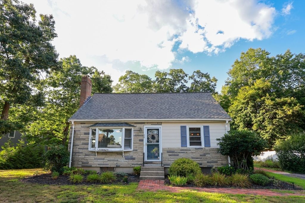 Property at 98 Van Kleeck Rd, Millis, MA 02054
