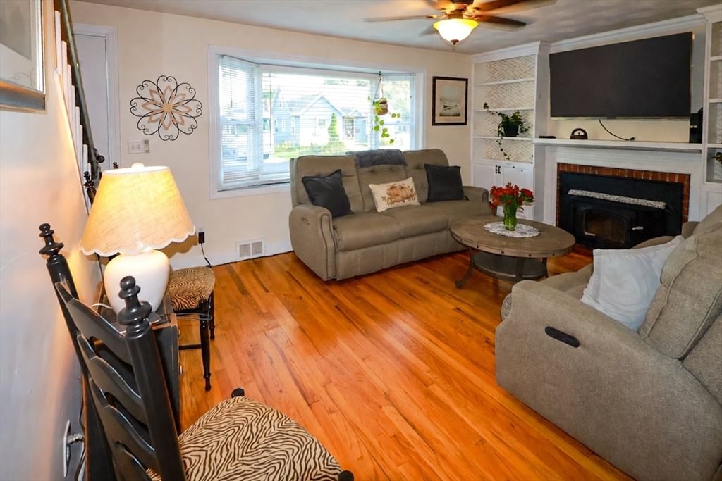 98 Van Kleeck Rd Millis — Photo 11 of 31