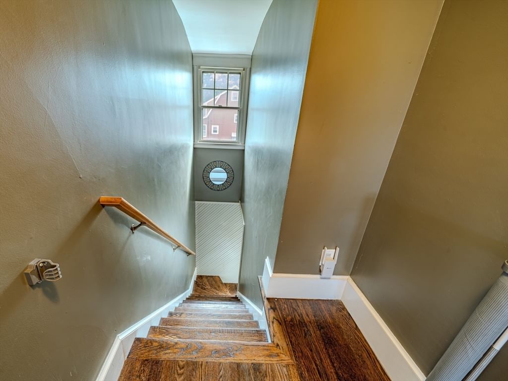 23 Henry St Saugus — Photo 21 of 40