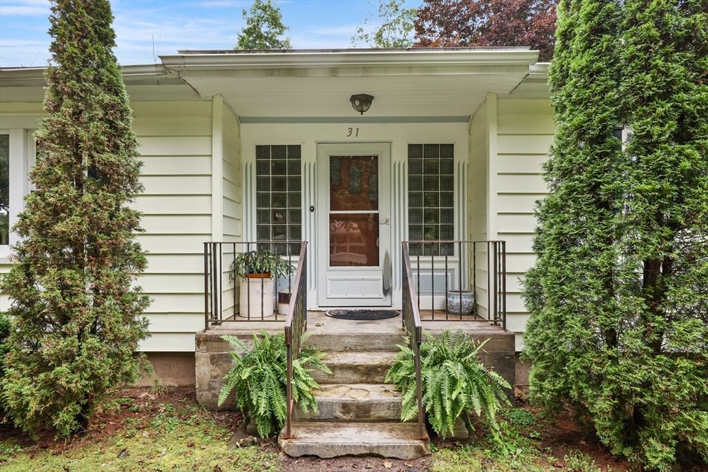 31 Daniels Ter Cheshire — Photo 4 of 35