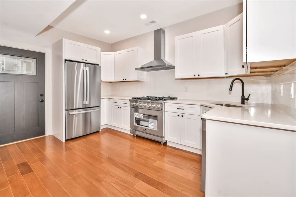 168 Ruthven Street #2 Boston — Photo 2 of 22