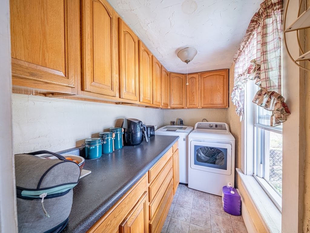 20 Boutelle St Fitchburg — Photo 12 of 39