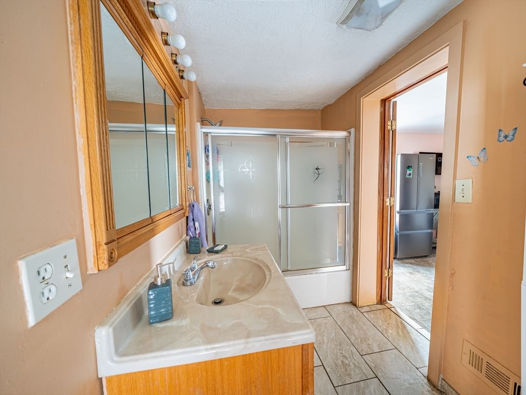 20 Boutelle St Fitchburg — Photo 26 of 39