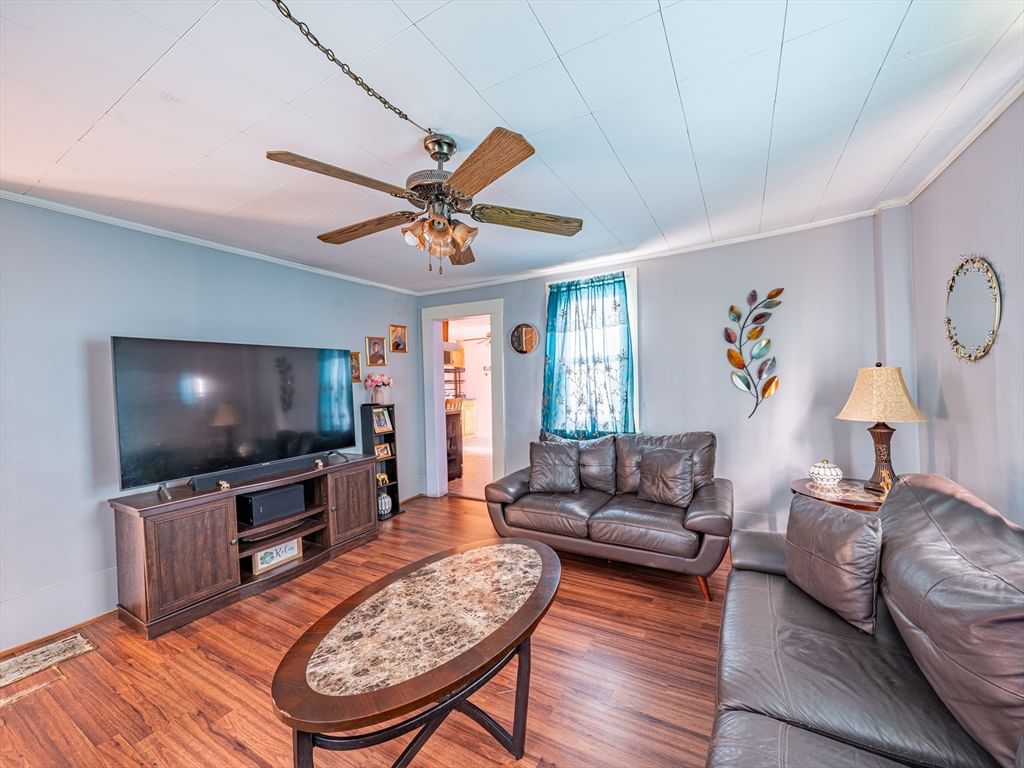 20 Boutelle St Fitchburg — Photo 6 of 39