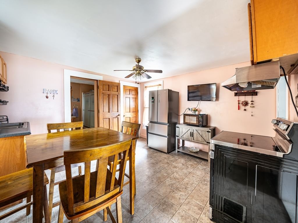 20 Boutelle St Fitchburg — Photo 9 of 39