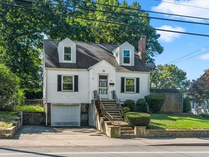 351 Pearl St