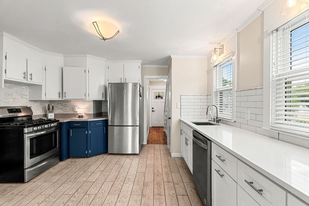 8 Minerva St. Swampscott — Photo 12 of 33