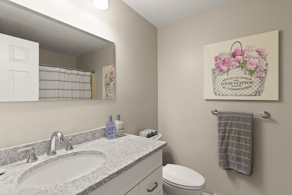 138 Copperwood Dr #138 Stoughton — Photo 19 of 30