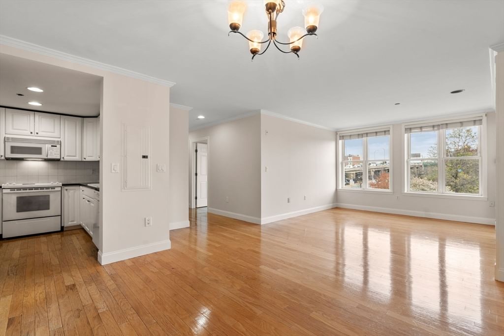 73 Chelsea St #305 Boston — Photo 14 of 22