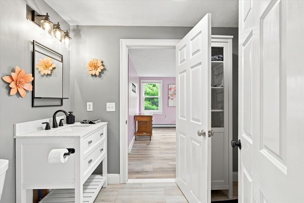 31 Quaker Village Ln Sandwich — Photo 25 of 42
