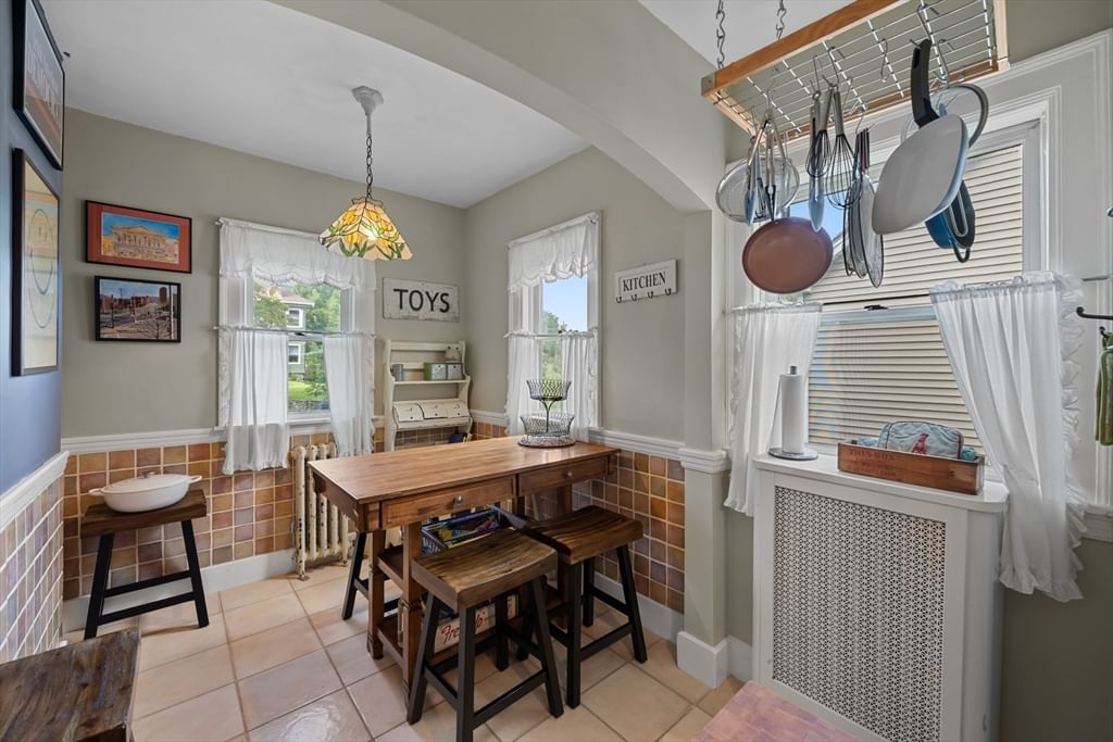 25 Kenwood Ave Worcester — Photo 9 of 39