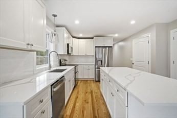 23 High Bluff Belchertown — Photo 13 of 39