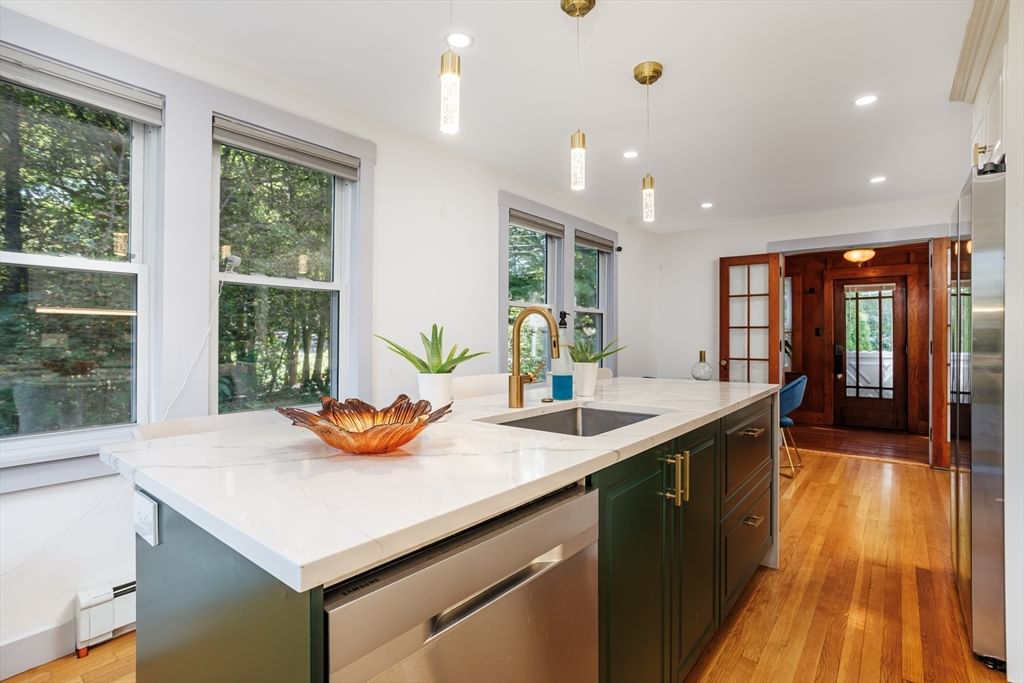 36 Leominster Street Westminster — Photo 10 of 42
