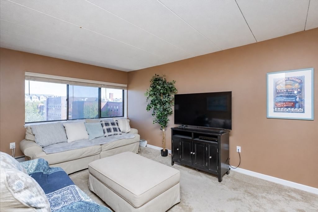 10 Norman Street #502 Salem — Photo 4 of 38