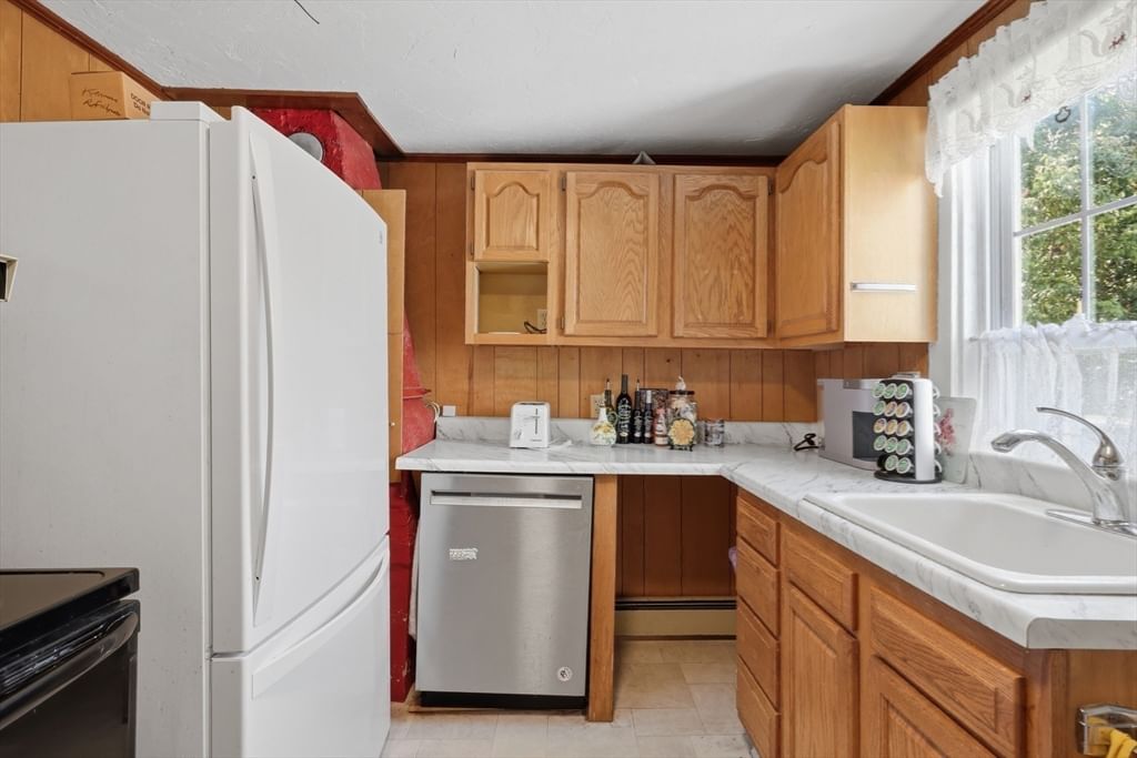 40 Boylston Circle Shrewsbury — Photo 8 of 25
