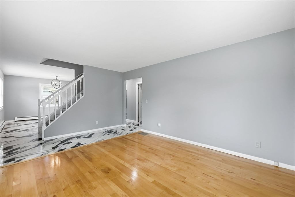 5 Timber Ln Holyoke — Photo 23 of 32