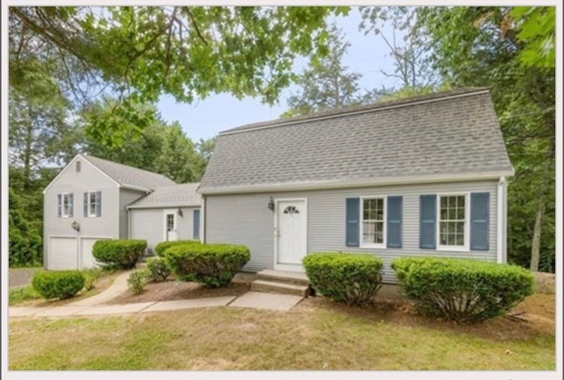 7 Logie Ln