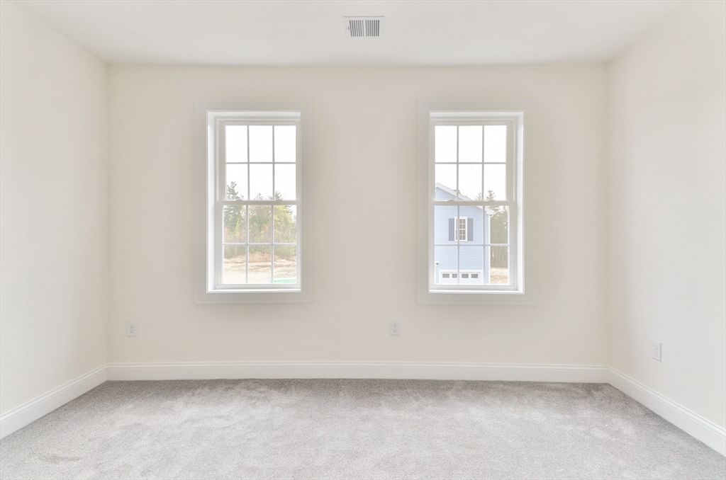 23D Crownshield #23D Uxbridge — Photo 14 of 24