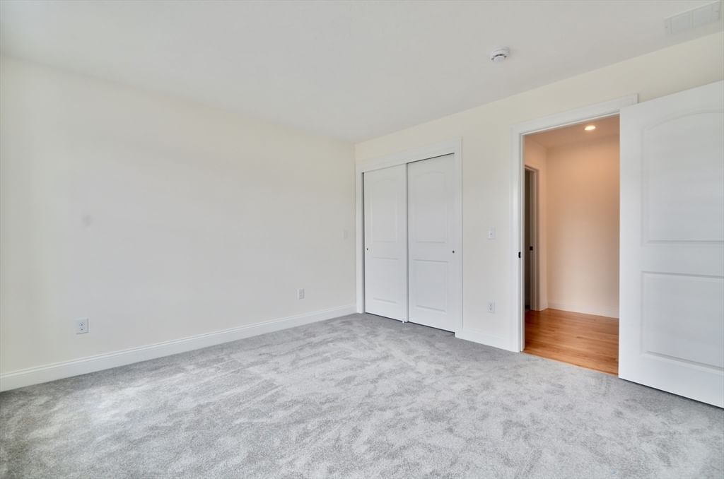 23D Crownshield #23D Uxbridge — Photo 15 of 24