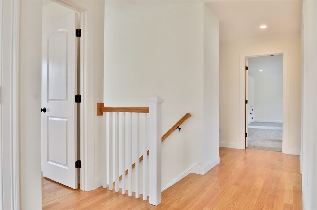 23D Crownshield #23D Uxbridge — Photo 16 of 24