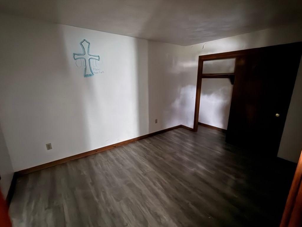 16 Assonet Blvd Freetown — Photo 14 of 23