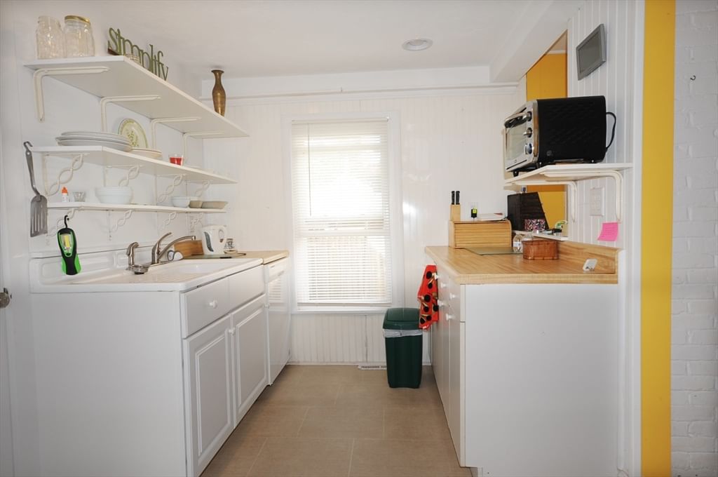 48 Highland Ave Wareham — Photo 16 of 32