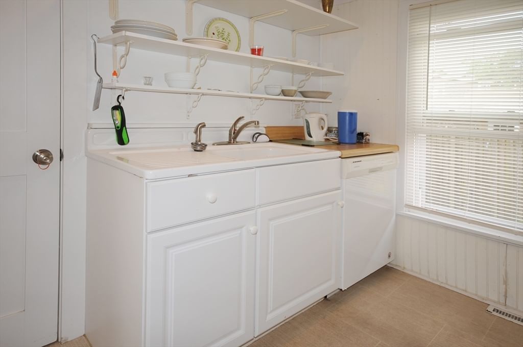48 Highland Ave Wareham — Photo 18 of 32