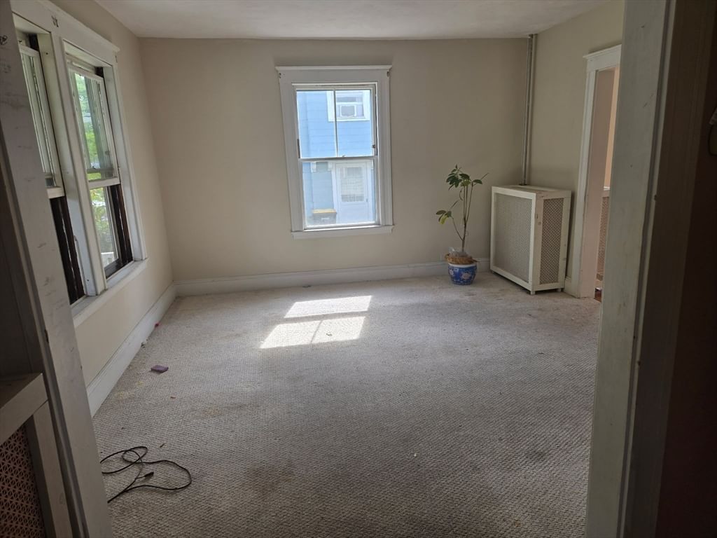 27 Mansfield  St Framingham — Photo 6 of 22