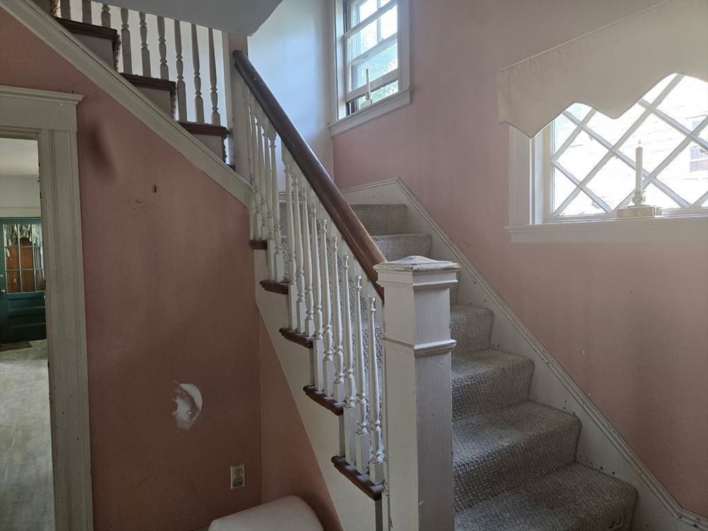 27 Mansfield  St Framingham — Photo 8 of 22