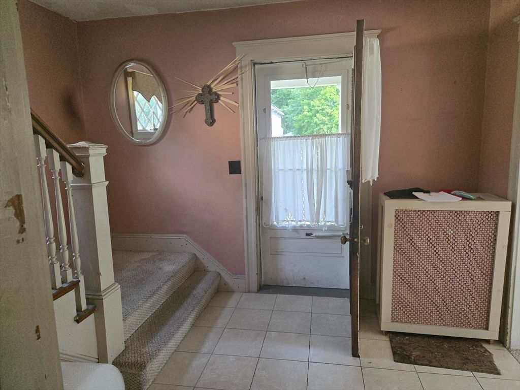 27 Mansfield  St Framingham — Photo 9 of 22