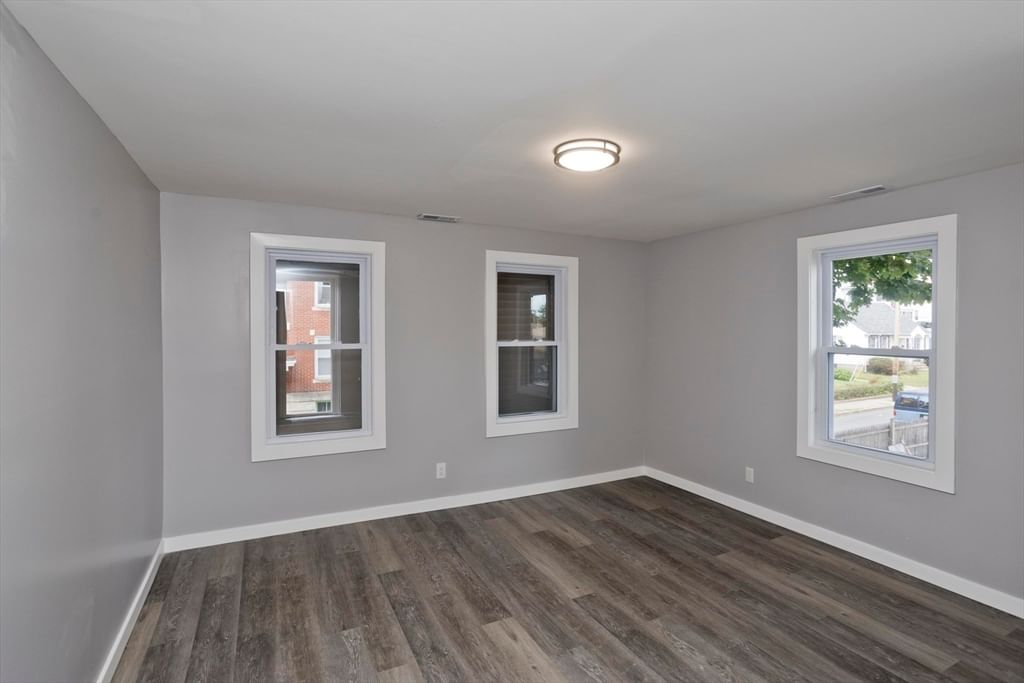 12 School St. Holyoke — Photo 26 of 35